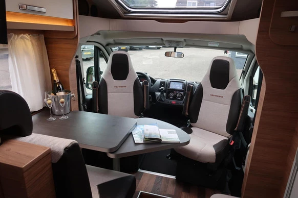 Weinsberg Pepper Edition 600MEG   met 9T Automaat | !NIEUWSTAAT! - Afbeelding 5 van 23