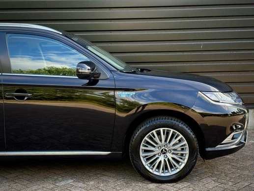 Mitsubishi Outlander - Afbeelding 16 van 30