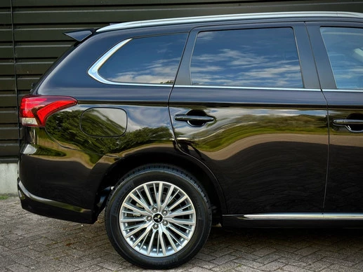 Mitsubishi Outlander - Afbeelding 18 van 30