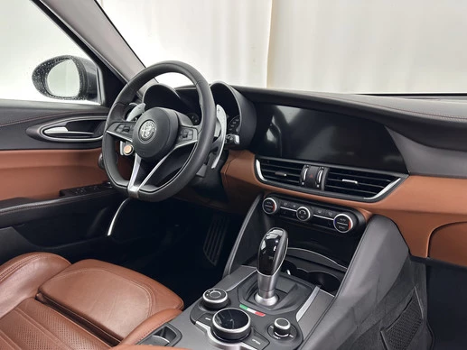 Alfa Romeo Giulia - Afbeelding 7 van 30