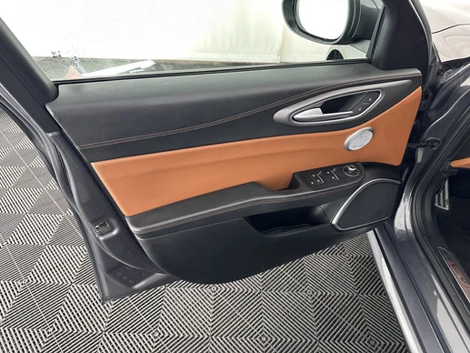 Alfa Romeo Giulia - Afbeelding 21 van 30