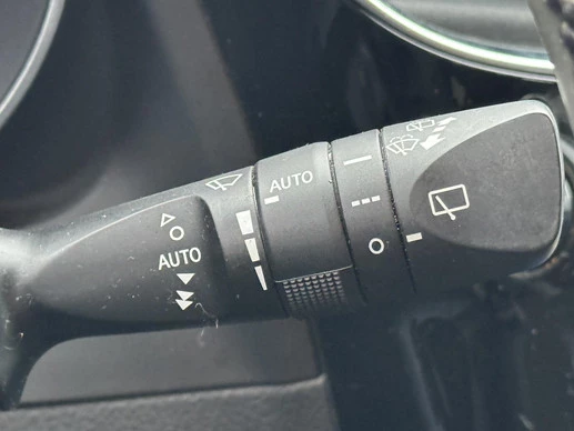 Toyota Auris - Afbeelding 10 van 30