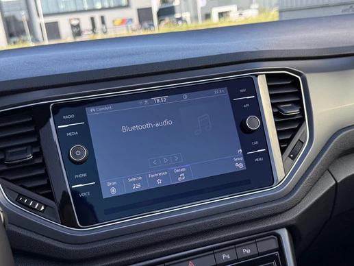 Volkswagen T-Roc - Afbeelding 26 van 30