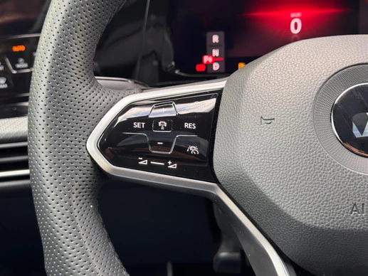 Volkswagen Golf - Afbeelding 14 van 22