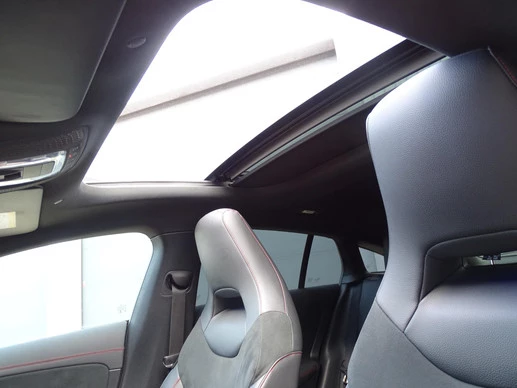 Mercedes-Benz CLA - Afbeelding 17 van 30