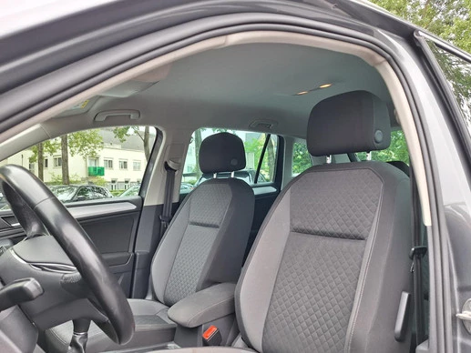 Volkswagen Tiguan - Afbeelding 10 van 30