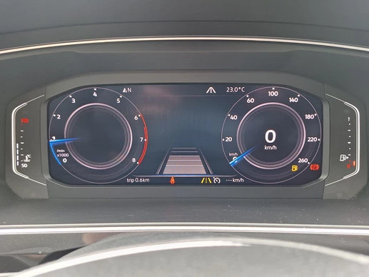 Volkswagen Tiguan - Afbeelding 19 van 30