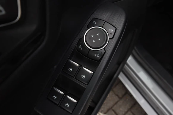 Ford Kuga - Afbeelding 25 van 30