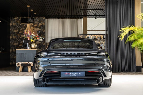 Porsche Taycan - Afbeelding 8 van 30