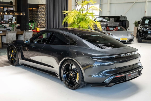 Porsche Taycan - Afbeelding 9 van 30