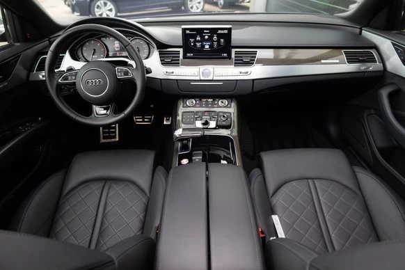 Audi S8 - Afbeelding 8 van 30