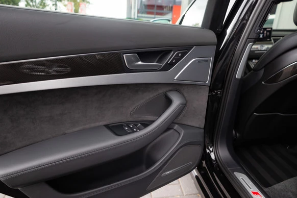 Audi S8 - Afbeelding 19 van 30