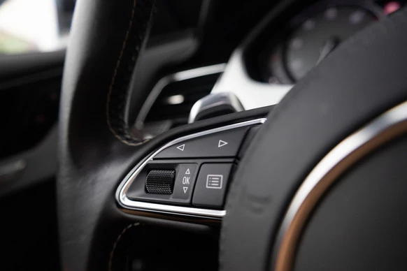 Audi S8 - Afbeelding 24 van 30