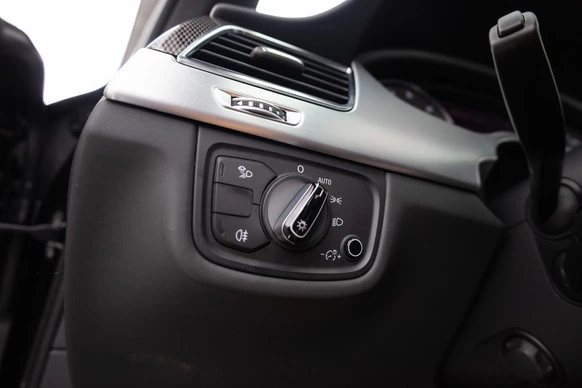 Audi S8 - Afbeelding 28 van 30