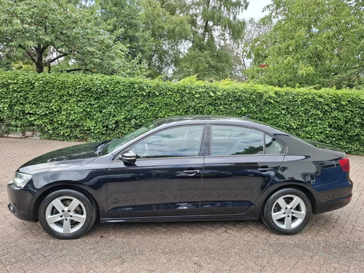 Volkswagen Jetta - Afbeelding 3 van 14