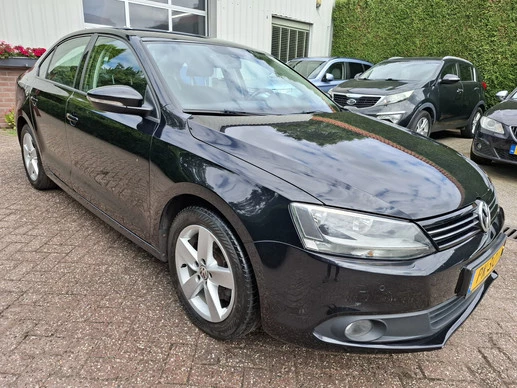 Volkswagen Jetta - Afbeelding 9 van 14