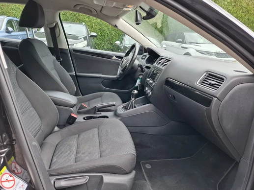 Volkswagen Jetta - Afbeelding 10 van 14