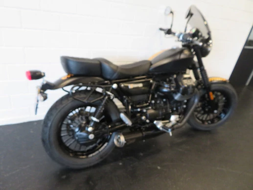 Moto Guzzi V9 - Afbeelding 3 van 14