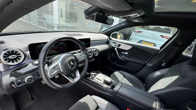Mercedes-Benz A-Klasse - Afbeelding 11 van 30