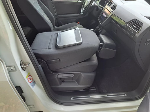 Volkswagen Tiguan - Afbeelding 18 van 30