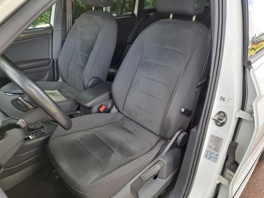 Volkswagen Tiguan - Afbeelding 21 van 30