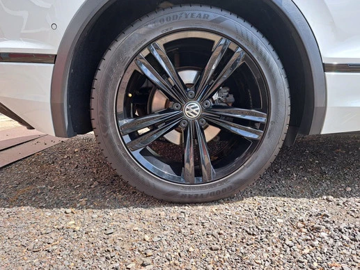 Volkswagen Tiguan - Afbeelding 29 van 30