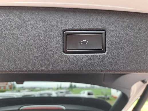 Volkswagen Tiguan - Afbeelding 25 van 30