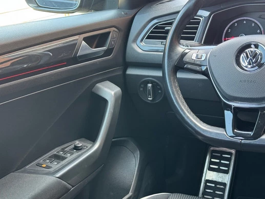 Volkswagen T-Roc - Afbeelding 14 van 30