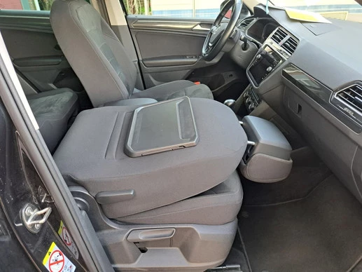Volkswagen Tiguan - Afbeelding 12 van 30