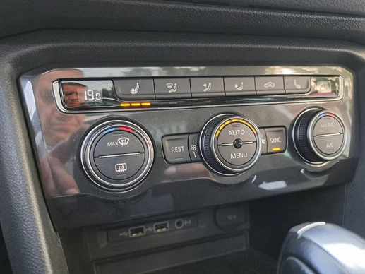 Volkswagen Tiguan - Afbeelding 16 van 30
