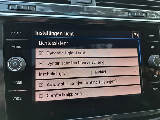 Volkswagen Tiguan - Afbeelding 26 van 30