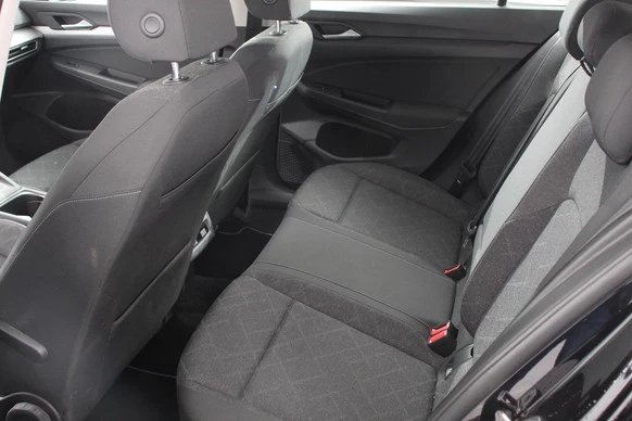 Volkswagen Golf - Afbeelding 12 van 30