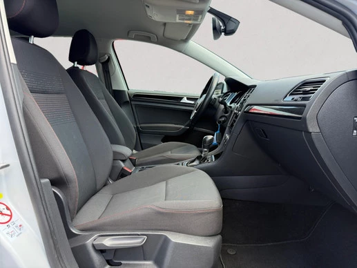 Volkswagen Golf - Afbeelding 12 van 29