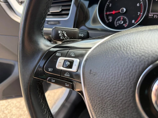 Volkswagen Golf - Afbeelding 19 van 29