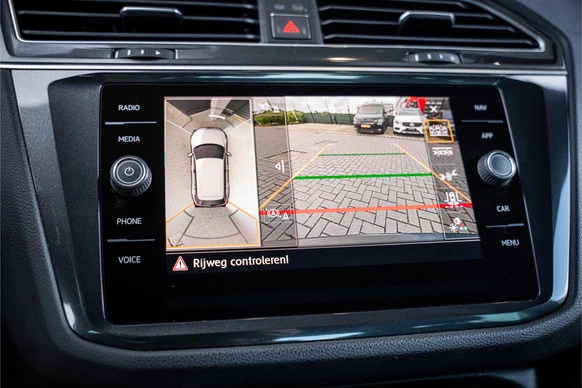 Volkswagen Tiguan - Afbeelding 16 van 30