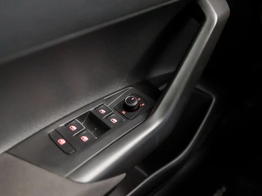 Volkswagen Polo - Afbeelding 21 van 30