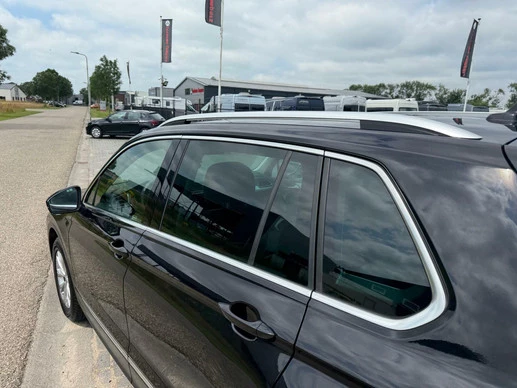Volkswagen Tiguan - Afbeelding 9 van 30