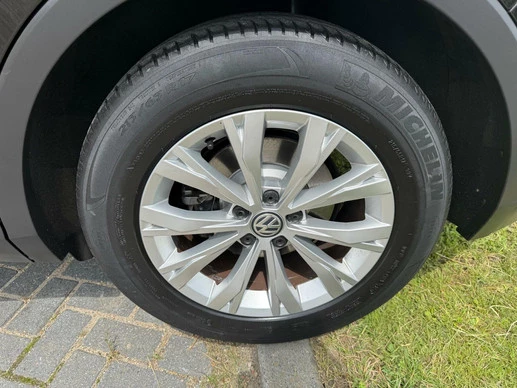 Volkswagen Tiguan - Afbeelding 11 van 30
