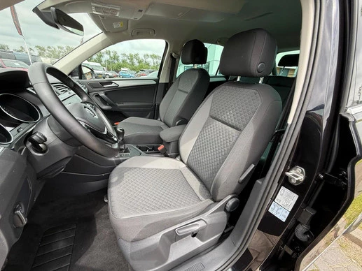 Volkswagen Tiguan - Afbeelding 14 van 30