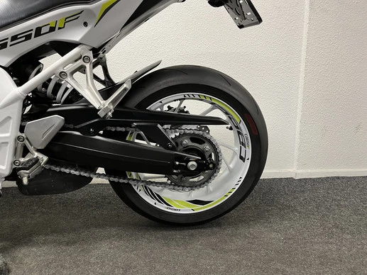 Honda CB 650 - Afbeelding 17 van 19