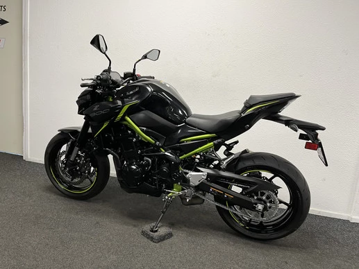 Kawasaki Z900 - Afbeelding 14 van 19