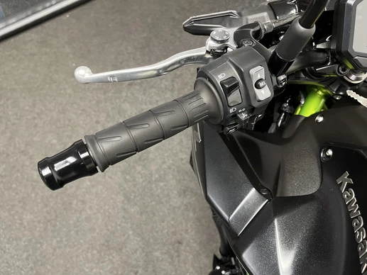 Kawasaki Z900 - Afbeelding 18 van 19