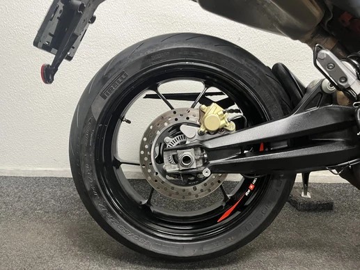 Aprilia Dorsoduro 900 - Afbeelding 8 van 22