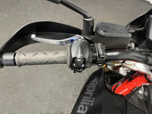 Aprilia Dorsoduro 900 - Afbeelding 21 van 22