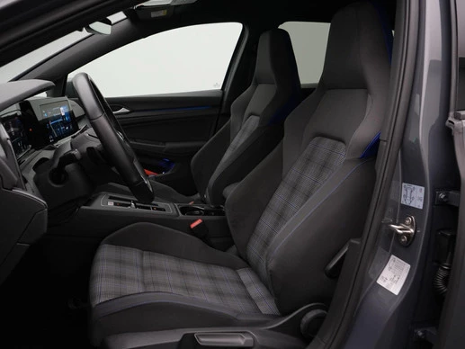 Volkswagen Golf - Afbeelding 25 van 30