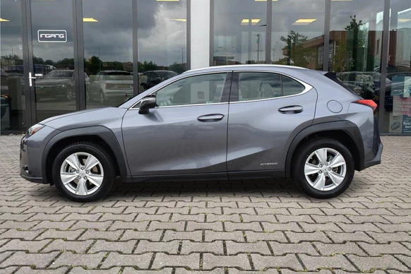 Lexus UX - Afbeelding 2 van 30