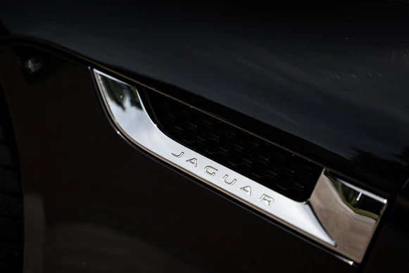 Jaguar F-Type - Afbeelding 17 van 30