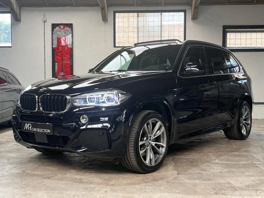 BMW X5 - Afbeelding 1 van 30