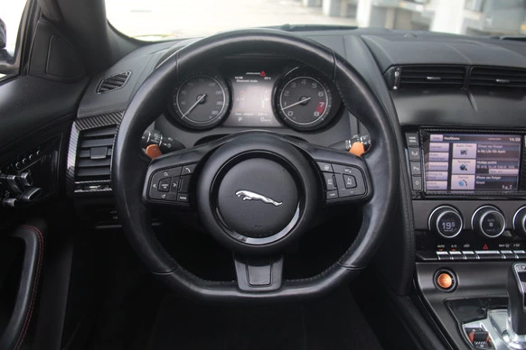 Jaguar F-Type - Afbeelding 18 van 29