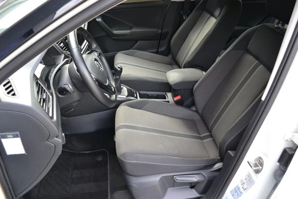 Volkswagen T-Roc - Afbeelding 12 van 24